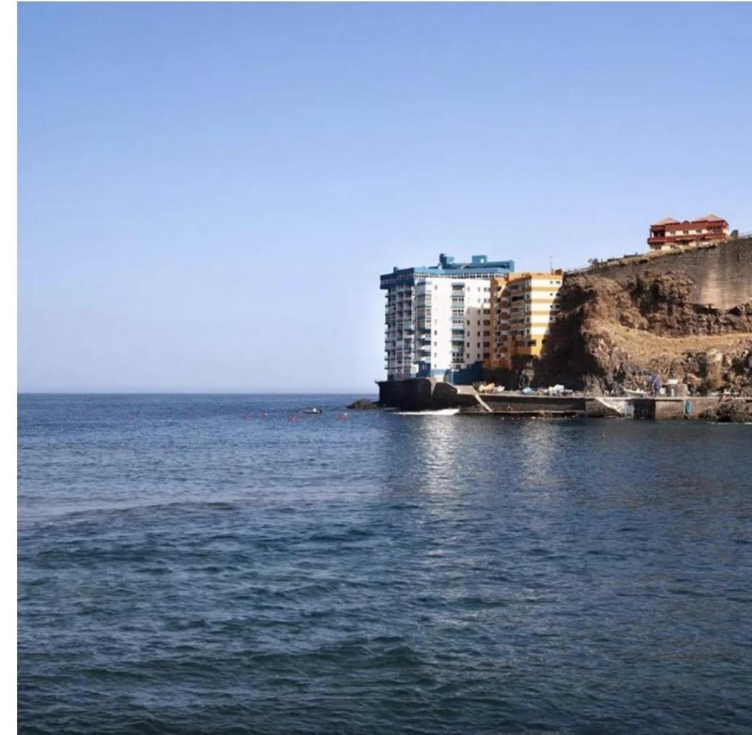 Moderno Al Lado Del Mar